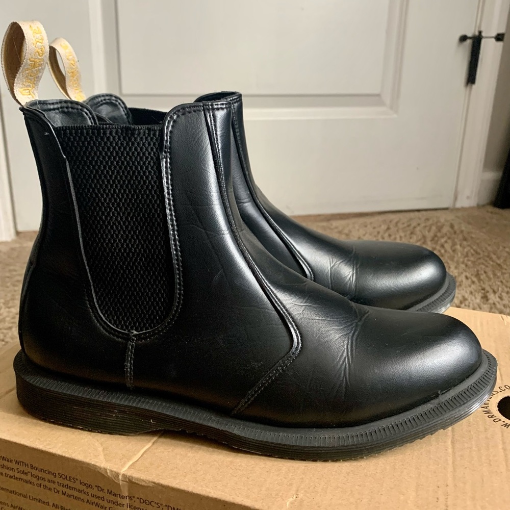 Dr Martens Vegan Flora Chelsea Boot
